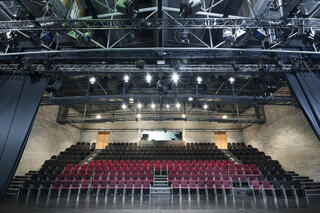 Blick in den Großen Saal des tanzhaus nrw