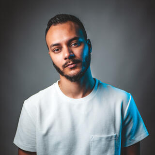 DJ F-ZEE